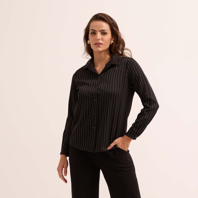 Blusa Feminina Chemise com Gola e Punhos em Poliéster Listrado