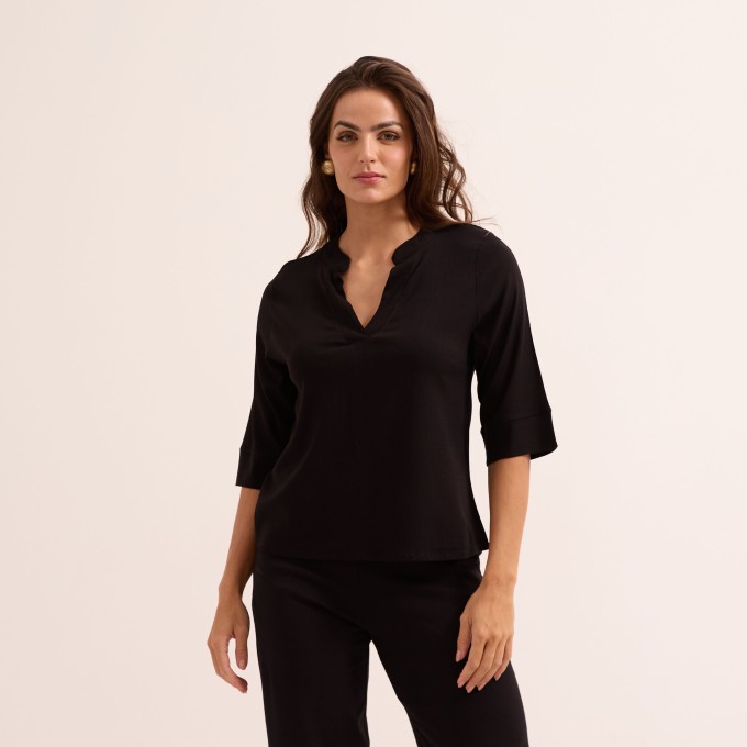 Blusa Feminina Slub com Galão Manga 3/4 Gola Padre