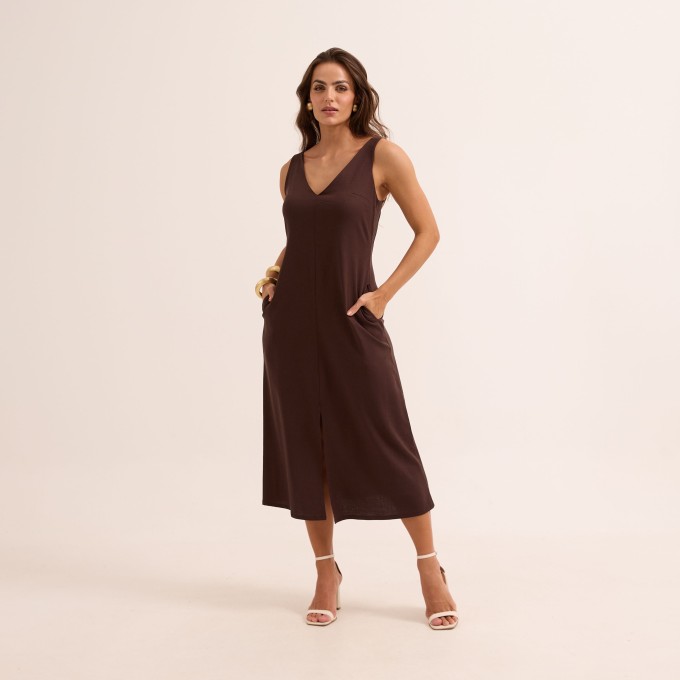 Vestido Midi em Linho com Elastano Decote V Alça Larga